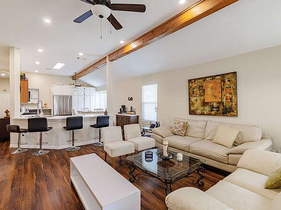 4th image of 213 Chandler Crossing Trl #213