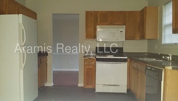 4th image of 5700 Wellborn Creek Dr