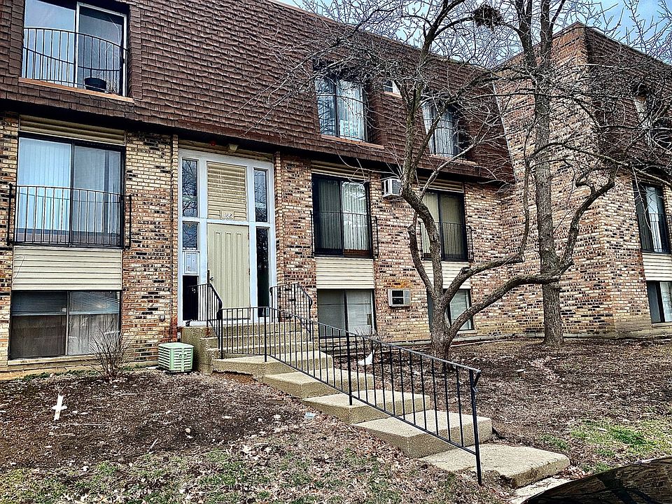 1st image of 182 Waters Edge Dr APT 302