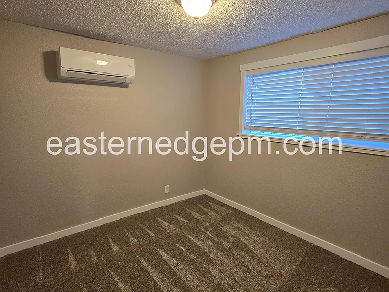 630 SW 24th St #5 — Photo 19