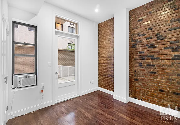 Rented by PREX Realty Corp | media 3