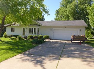 315 Golf Course Ln, Ellsworth, WI 54011