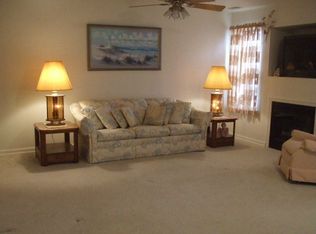 640 Honeybrook Cir, Stewartsville, NJ 08886