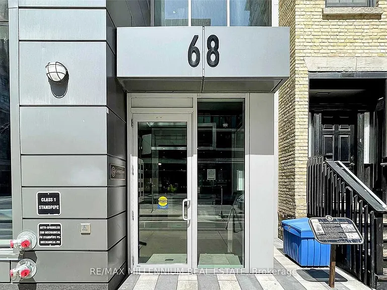 68 Shuter St #505 — Photo 7