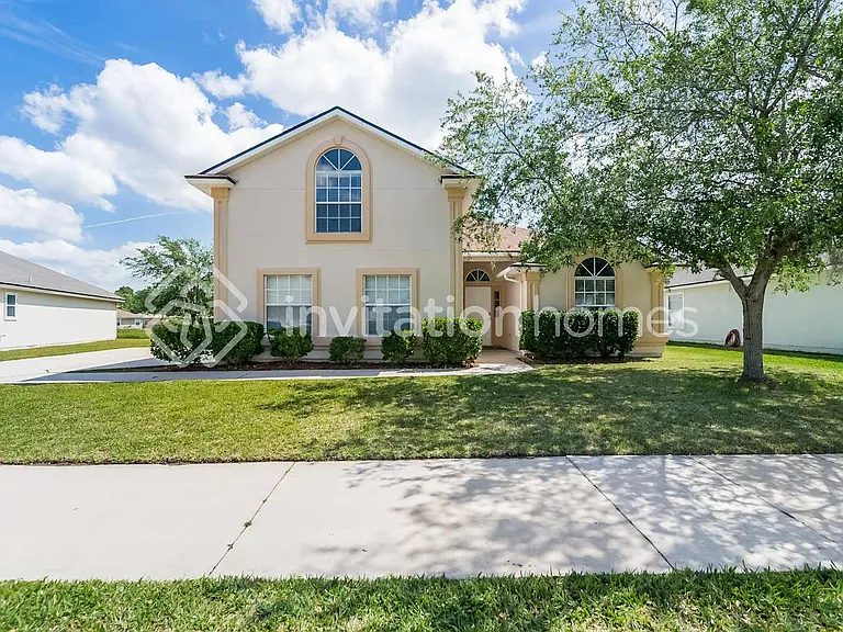 13742 Fish Eagle Dr W — Photo 1