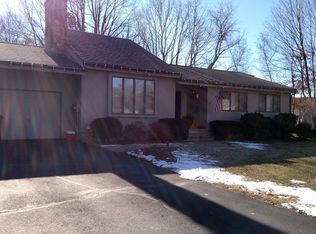 35 Stacy Cate Dr, Southington, CT 06489