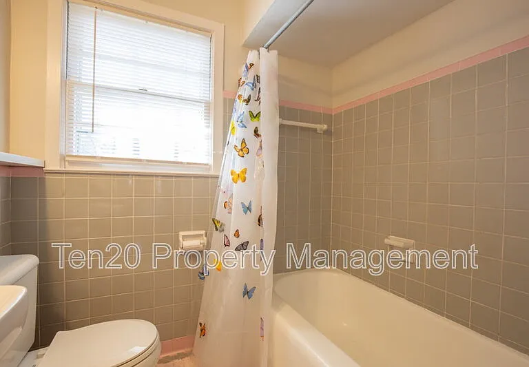 4264 Yates Dr — Photo 18