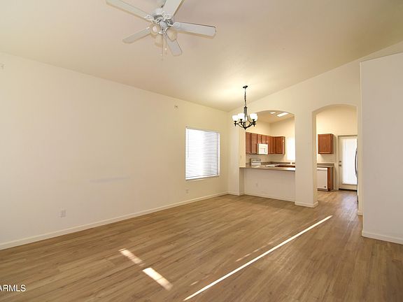 5th image of 2667 S 156TH Avenue