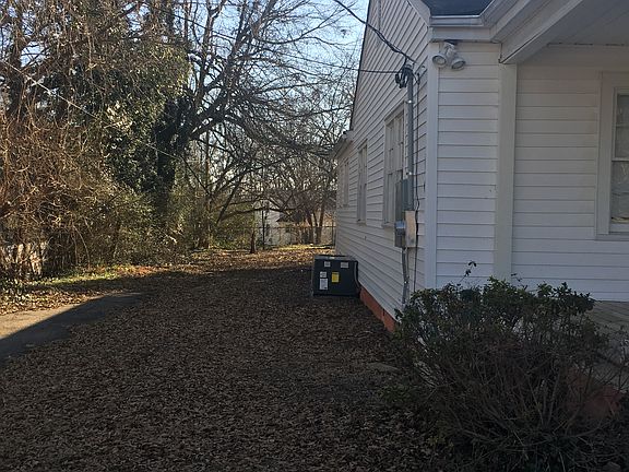 3rd image of 305 W Virginia Ave