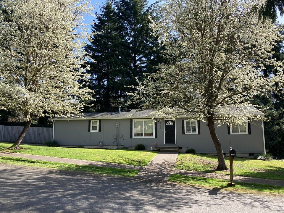 1st image of 1725 14th Ave SE