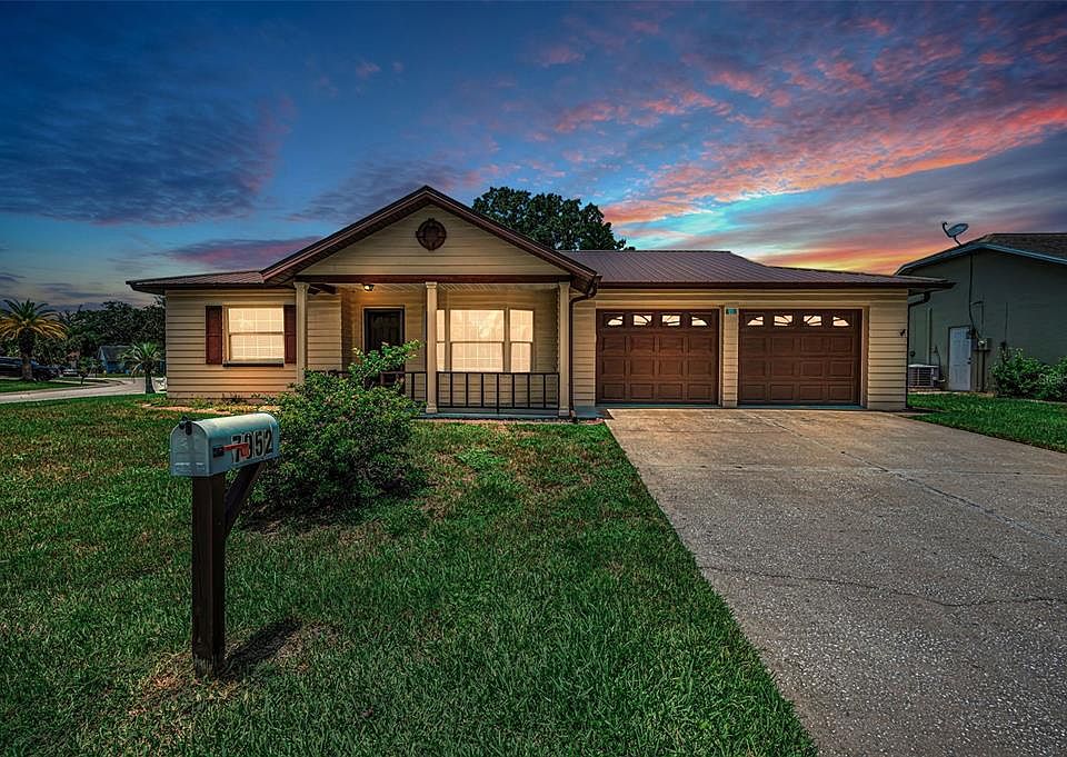 1st image of 7952 FOXWOOD DRIVE