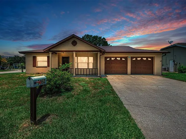 7952 Foxwood Dr, New Port Richey, FL 34653