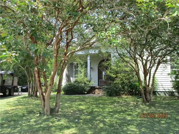 30 Seaward Ct, New Orleans, LA 70131