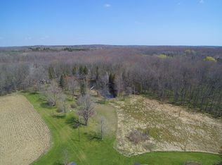 2365 Granville Rd, Cedarburg, WI 53012