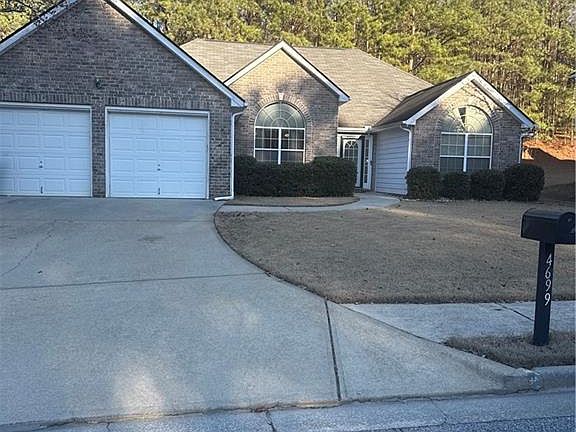 3rd image of 4699 Derby Loop