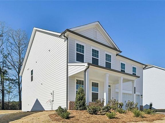 3rd image of 64 Silverleaf Trl