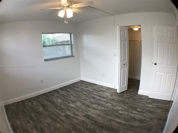 5th image of 1810 N Lauderdale Ave APT 2408