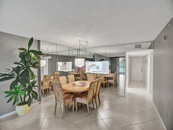 5th image of 15355 Lakes Of Delray Boulevard #302