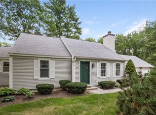 23 Oakwood Ln #23, Kennebunk, ME 04043