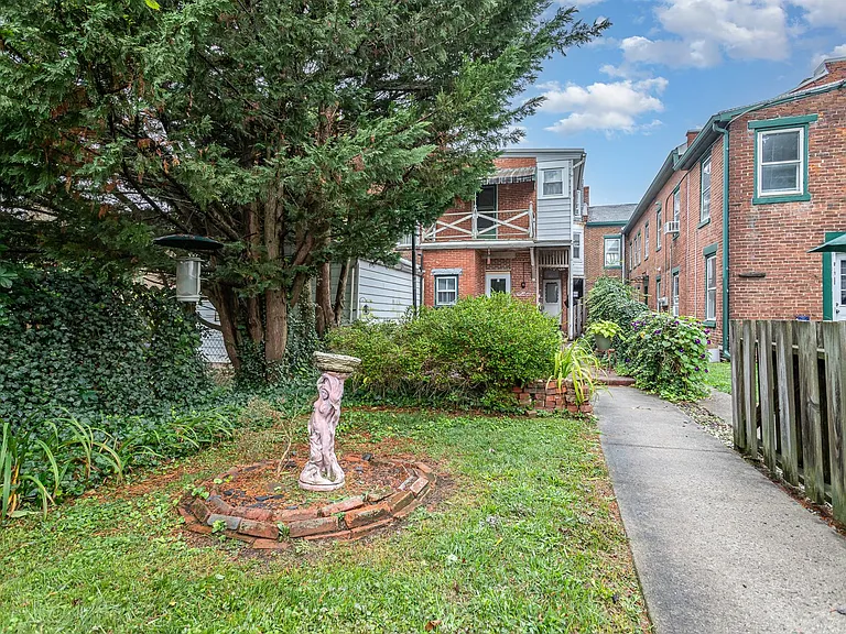 273 S Hanover St — Photo 27