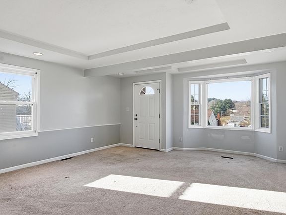 2nd image of 6704 Dudley Ferry Rd