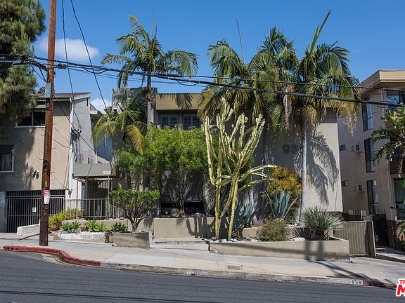 2nd image of 938 Palm Ave APT 5