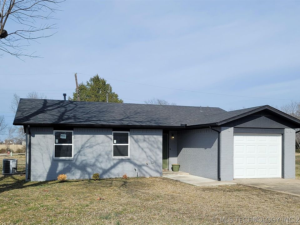 1st image of 802 E Knisley Ave