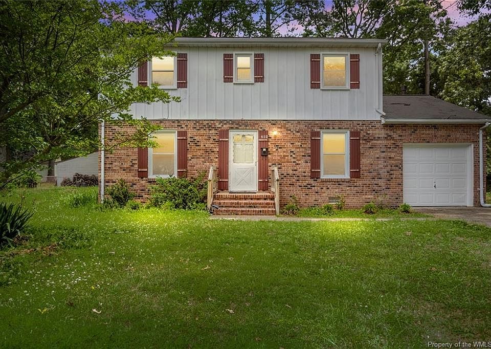 1st image of 204 Cooper Ct