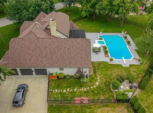 13804 Alhambra St, Leawood, KS 66224