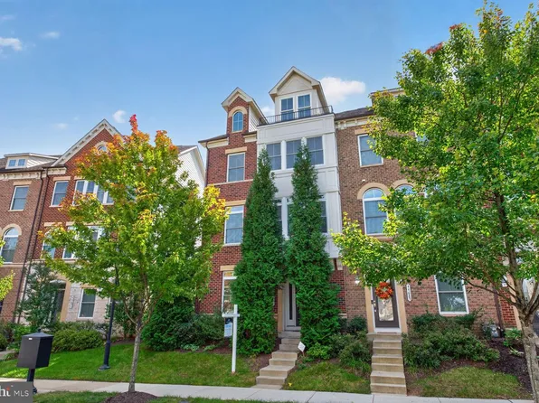 44687 Collingdale Ter, Ashburn, VA 20147