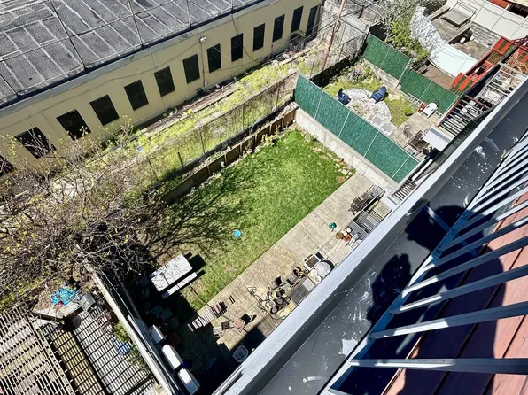 51 Cedar Street image 10 of 15