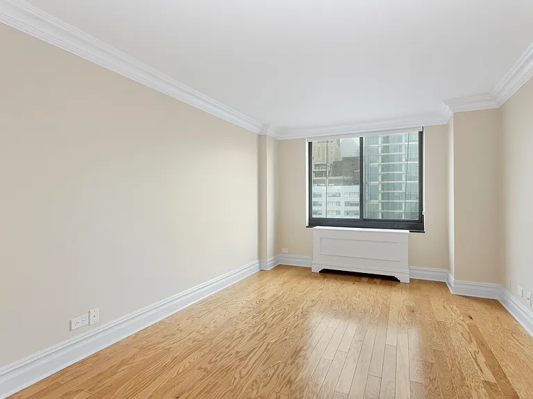 200 Rector Pl #39F — Photo 7