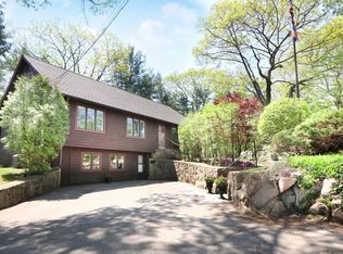 14 Curlew St, West Roxbury, MA 02132
