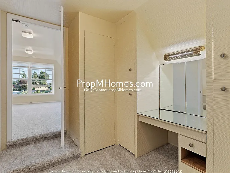 19825 SE Stark St — Photo 19