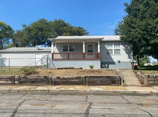 424 S Cox Ave, Joplin, MO 64801