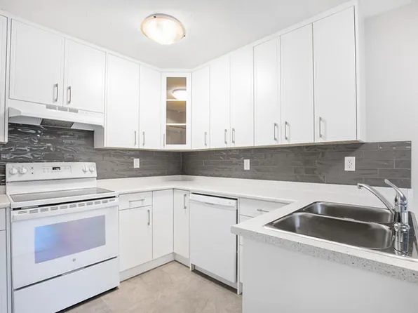 1140 Hugh Allan Dr, Kamloops, BC V1S 1T2