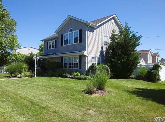 2nd image of 4217 Ludwig Ln