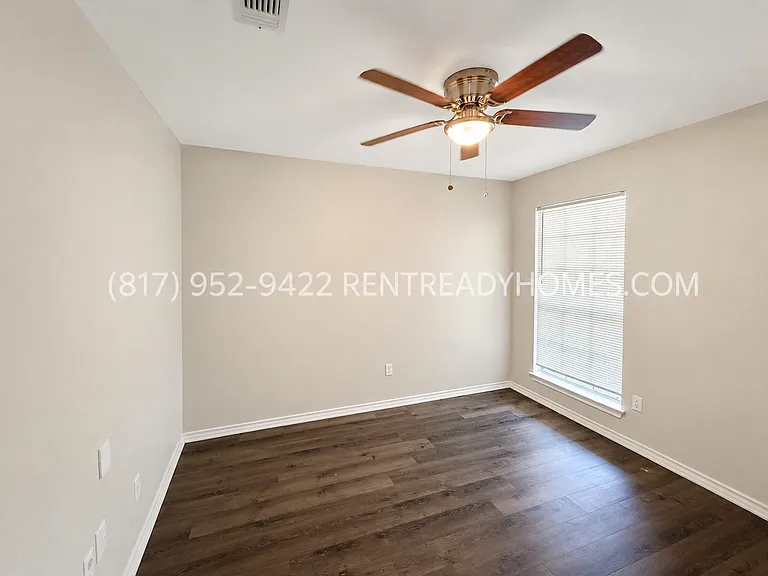 120 Clover Ln — Photo 11