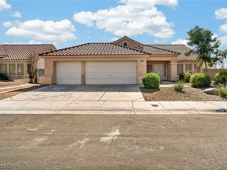 4552 Gonzales Dr — Photo 1