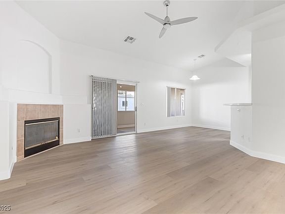 4th image of 5125 Coral Beach St