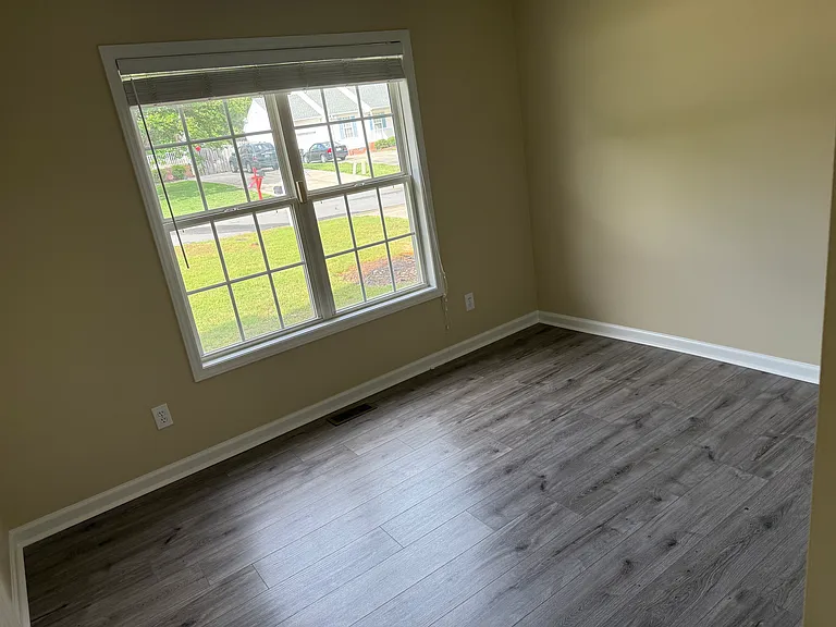5800 Brockton Ct — Photo 12