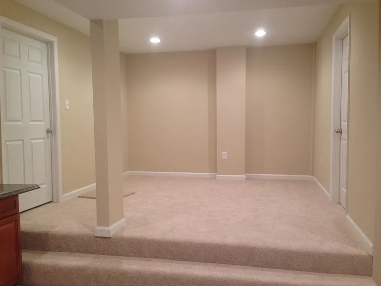 1052 Trevino Ln — Photo 8