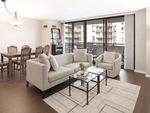 2nd image of 4620 N Park Ave APT 611E