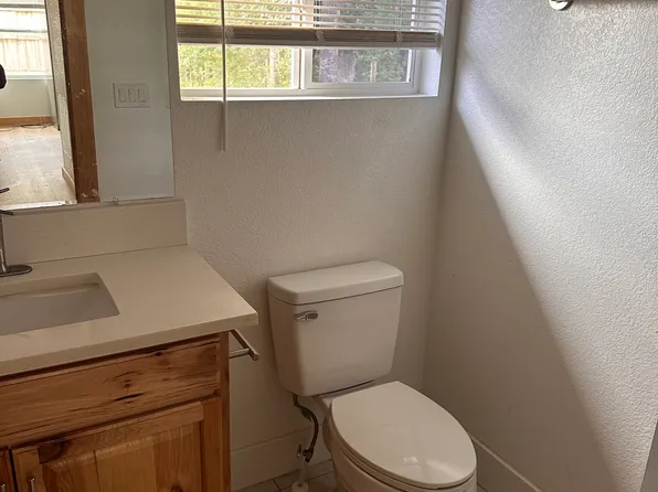 76 Pensacola Ave #2, Arden, NC 28704