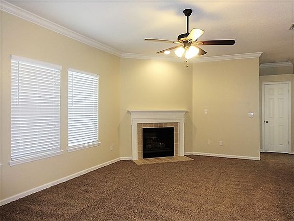 2nd image of 1142 Garrison Dr
