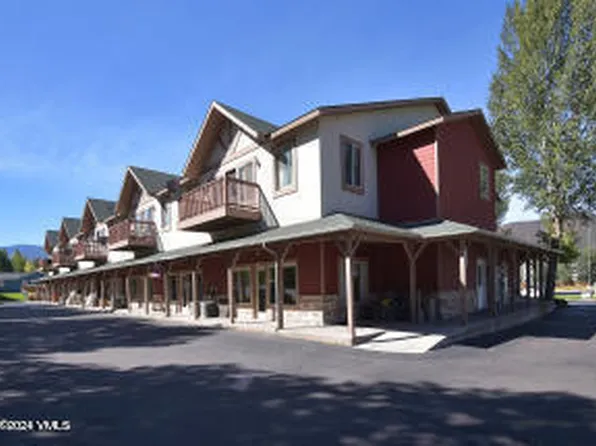 925 Green Way APT 204, Gypsum, CO 81637