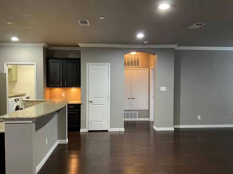 1025 W 10th St #2205 — Photo 13