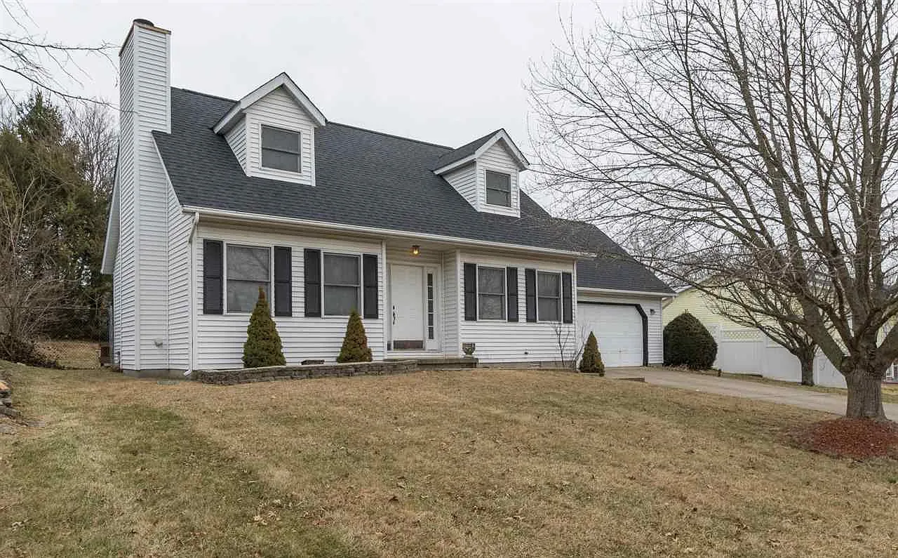 900 W Hedgewood Dr photo 1