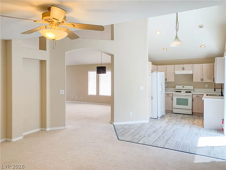 4765 Crakow Ct — Photo 12