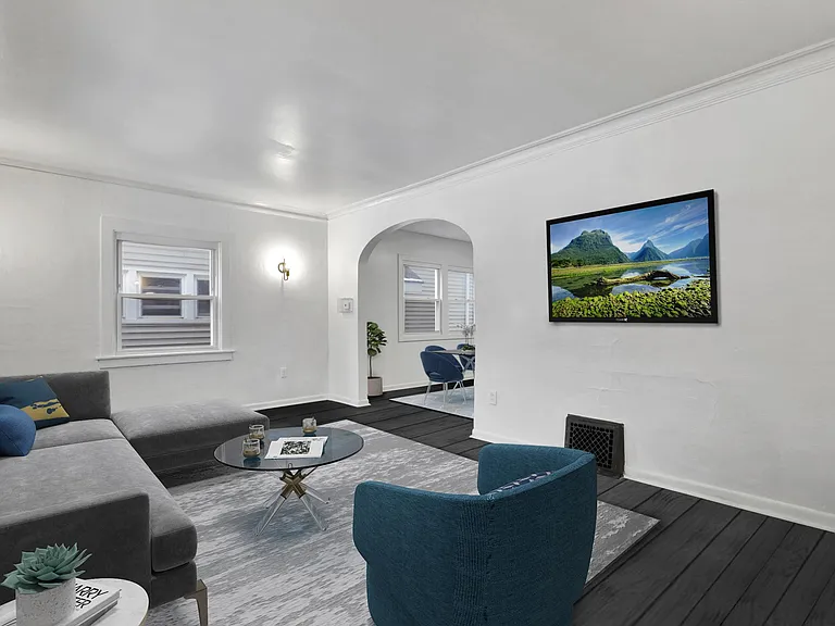 1224 E Malcolm X St #1 — Photo 2